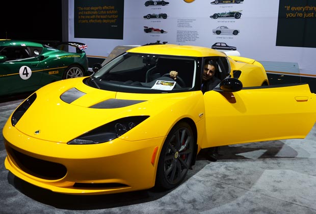 Dr.Abbey with Yellow Lotus Elise 2012