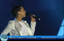 Alicia Keys’ Live Performance of Her Song ‘It’s a New Day’ at The Monster Concert in Las Vegas – 2013