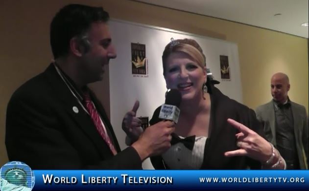 Lisa Lampanelli, Comedian Performance at The Night of a Thousand Gowns – 2011