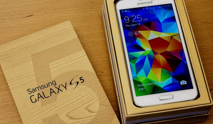 Review of Samsung Galaxy S5 Phone – 2014