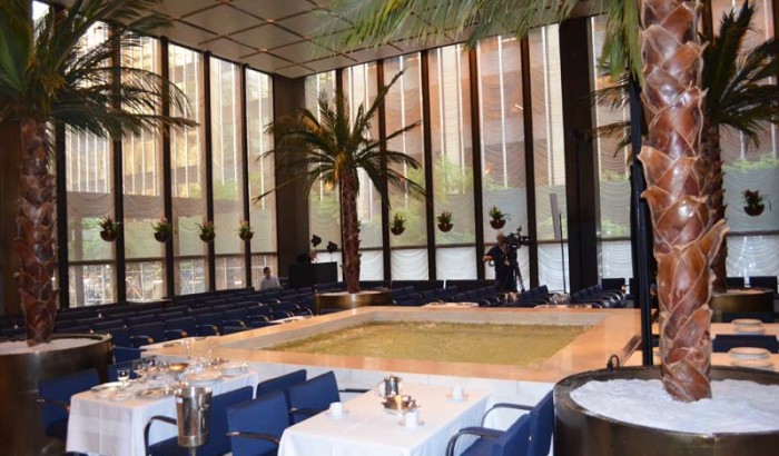 Four Seasons Restaurant  Closing  New York City-2016