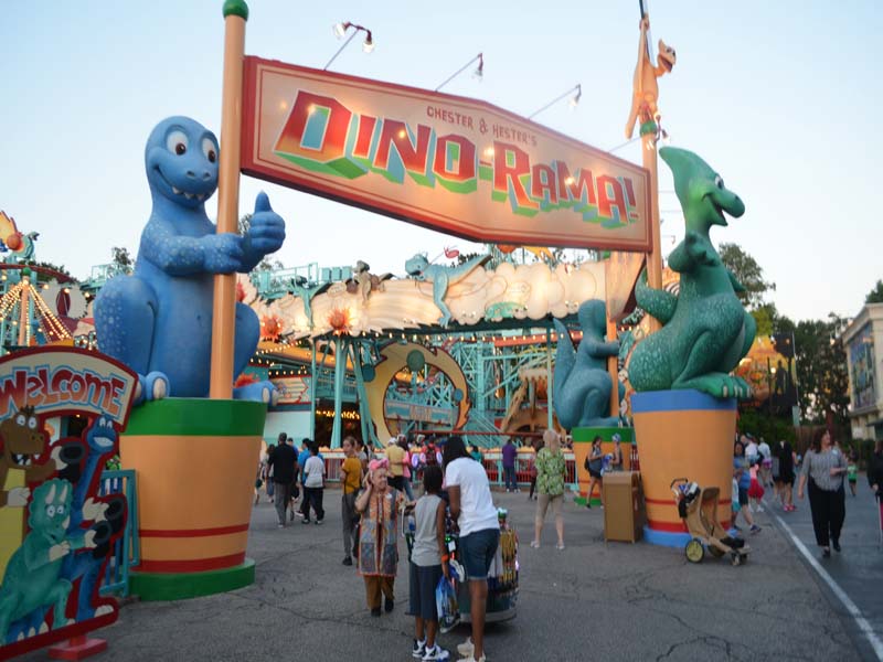 Dinosaur park at Disney 